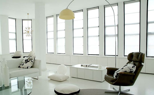 http://www.apartmenttherapy.com/chicago/inspiration/white-apartment-black-accents-072358