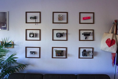 //www.apartmenttherapy.com/la/look/look-framed-vintage-camera-collection-on-the-cheap-072111