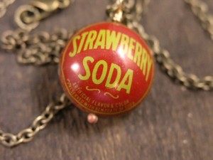 //www.kaboodle.com/reviews/etsy-47bonanza-vintage-soda-pop-bottle-cap-pendant-necklace