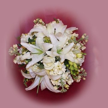 http://www.wedding-flowers-and-reception-ideas.com/asiatic-lily-wedding-bouquet.html